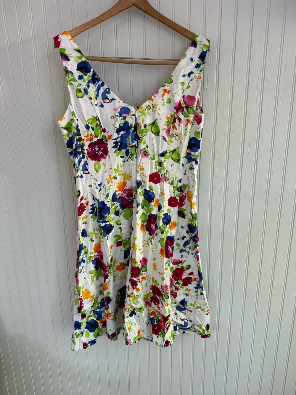 Floral V-Neck Cotton Summer Dress in White with Multicolor Bloom - Picture 6 of 6